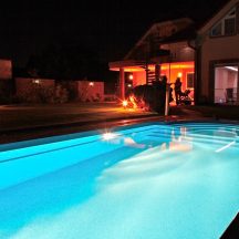 Schwimmbecken-beleuchtung